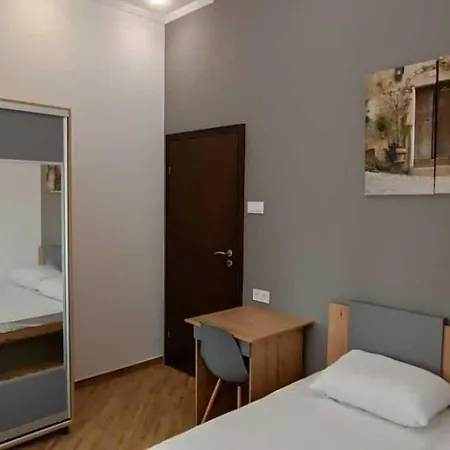 Comfort Apartment *